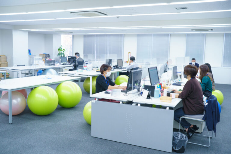 新横浜本社　フロア